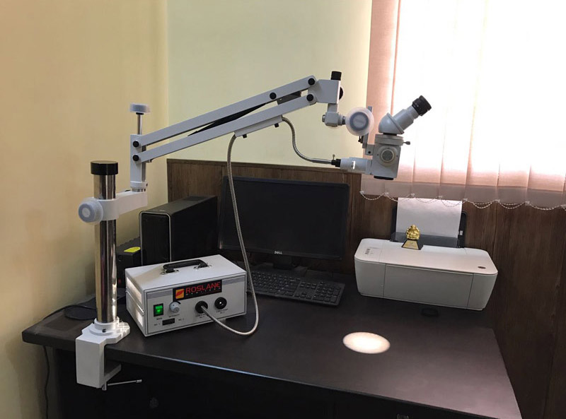 manufacturers & exporters of Surgical Operating Microscopes in ambala india